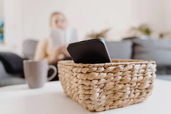 https://www.hospitalitydirectory.com.au/images/industry_news_images/2025/5_May/Disconnect.jpg