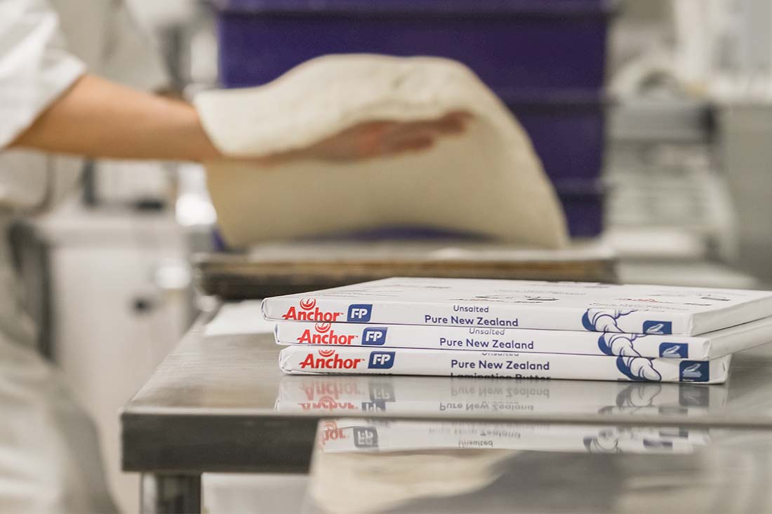 https://www.hospitalitydirectory.com.au/images/product_images/Anchor-Food-Professionals/2025/Product-Profiles/Butter/Sheet-Butter/afp-anchor-lamination-butter-sheets.jpg