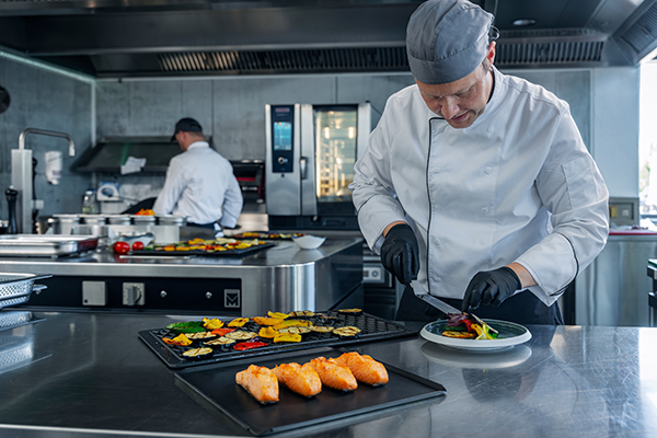 https://www.hospitalitydirectory.com.au/images/product_images/Comcater/Product-News/2026/2026May14_Kitchen-Barometer/Comcater_Kitchen-Barometer2.jpg
