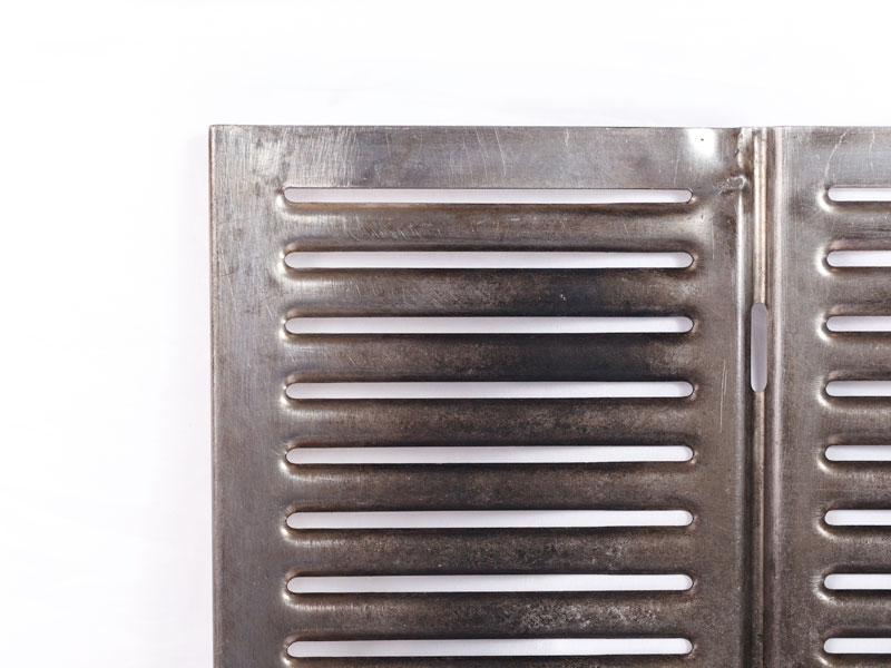 https://www.hospitalitydirectory.com.au/images/product_images/Oz_Tank/Product_News/2024/2024Jun13_Before-and-After/Oz-Tank_grill-cleaner-after.jpg