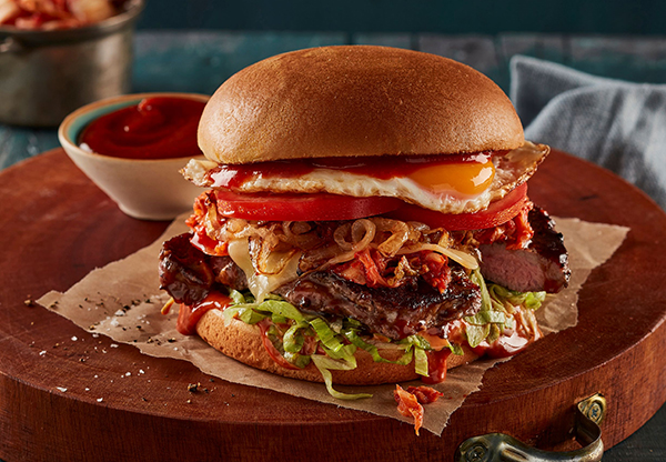 https://www.hospitalitydirectory.com.au/images/product_images/Tip-Top/Product-News/2024/2024Jun04_Ultimate-Burger-Guide/Tip-Top_Ultimate-Burger-Guide1.jpg