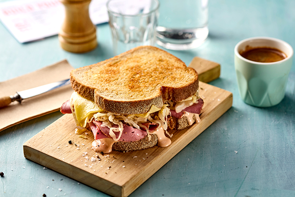 https://www.hospitalitydirectory.com.au/images/product_images/Tip-Top/Product-News/2026/2026May05_Abbots-Bakery/Tip-Top_Abbots-Bakery2.jpg