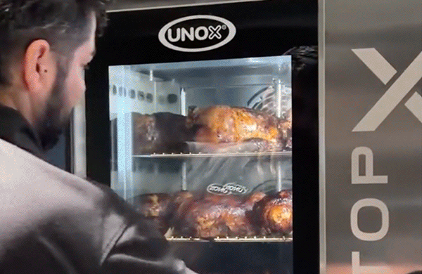 https://www.hospitalitydirectory.com.au/images/product_images/UNOX/Product-news/2026/2026May07_Chicken/UNOX_Chicken.gif